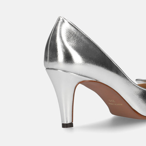 予約：2026SS：リボン付き ポインテッドトゥパンプス（m72027）シルバー